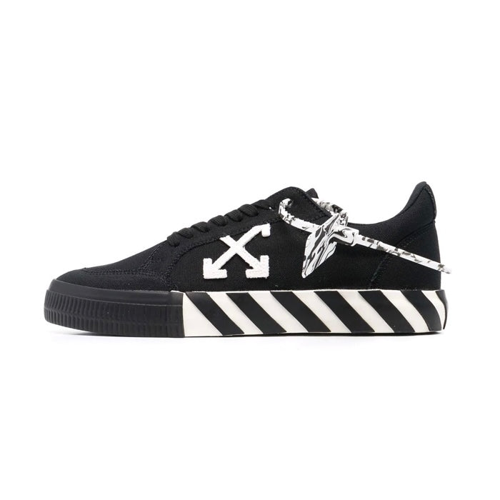 OFF- WHITE Vulc Low Black White Arrow – Sneaker Plug India